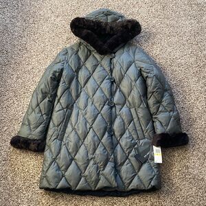 Reversible Down Mix Quilt Hooded Coat / Jacket with Faux Fur Trim NWT Size M